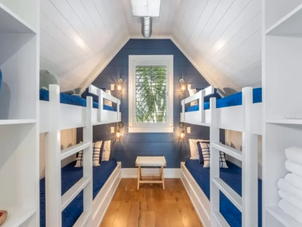 Walk to Beach Canal-Front Retreat in Anna Maria Island